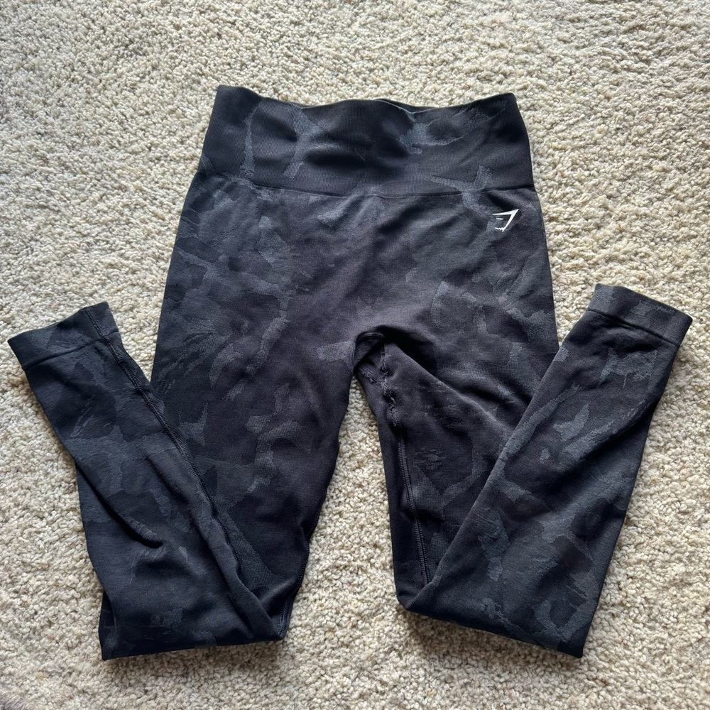 Gymshark Black Camo Seamless Leggings